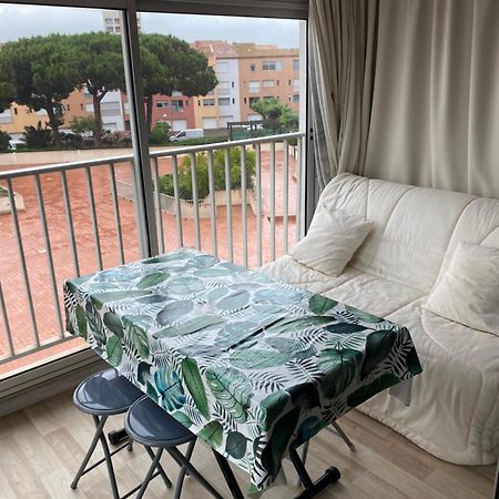 דירות אגדה Studio Avec Belle Vue Sur Le Port מראה חיצוני תמונה